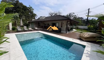 Imperdível oportunidade: Casa à venda em São Sebastião-SP, Barra do Una, 4 quartos, 3 suítes, 2 salas, 5 banheiros, 4 vagas, 287m².