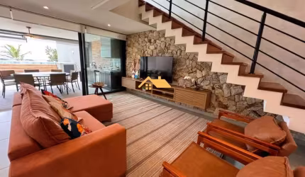 Casa de Luxo em Condomínio Exclusivo em Camburi, São Sebastião-SP - 4 quartos, 4 suítes, 2 salas, 4 banheiros, 2 vagas, 350m².