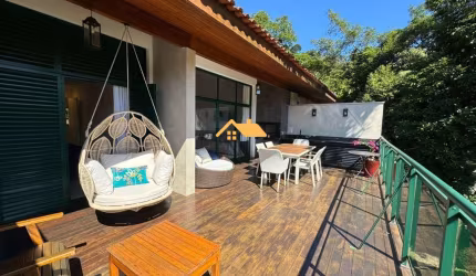 Casa  em Condomínio na Barra do Una - São Sebastião-SP: 4 quartos, 3 suítes, 2 salas, 4 banheiros, 2 vagas, 204m².