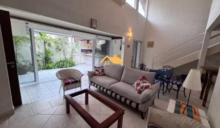 Imperdível Casa em Condomínio à Venda em Maresias, São Sebastião-SP: 4 quartos, 2 suítes, 2 salas, 3 banheiros, 3 vagas de garagem, 140,00 m²!