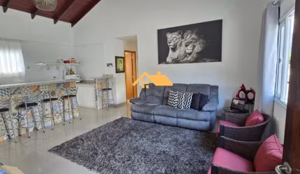 Casa em Condomínio à Venda em Juquehy - São Sebastião-SP: 2 Quartos, 1 Suíte, 1 Sala, 2 Banheiros, 3 Vagas de Garagem - 70m².