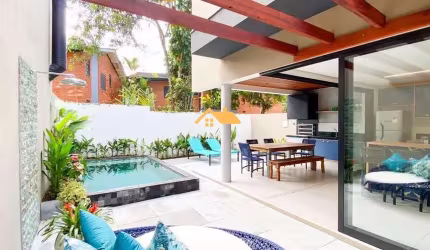 Casa de luxo em condomínio: 3 quartos, 3 suítes, 2 salas, 3 banheiros, 2 vagas na cidade de São Sebastião-SP, Juquehy - 150m².