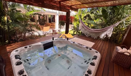 Luxuosa casa em condomínio à venda em Juquehy, São Sebastião-SP: 4 quartos, 4 suítes, 3 salas, 5 banheiros, 3 vagas, 319m².