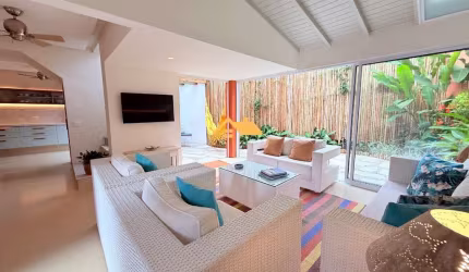 Condominio Armacao de Juquehy, São Sebastião-SP: 4 Quartos, 3 Suítes, 4 Banheiros, 2 Vagas de Garagem