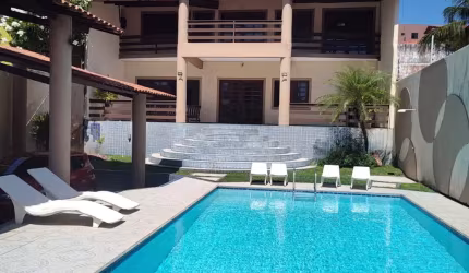 Casa dúplex no Icaraí bem próximo da avenida principal