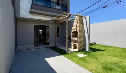 Casa nova com 3 quartos no Pacheco próximo ao mar