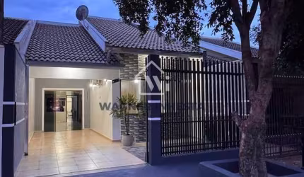Investidor renda garantida de R$2.400,00 com aluguel, Casa à venda, no Jardim Monte Rei, em Maringá