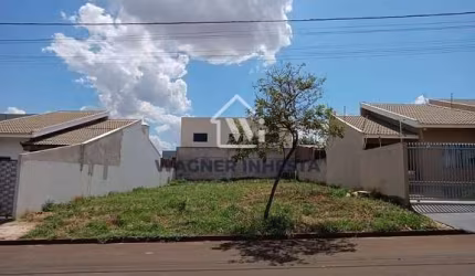 Terreno 303,75M² plano com 13,50 metros de frente à venda, Jardim Eldorado, Marialva, PR