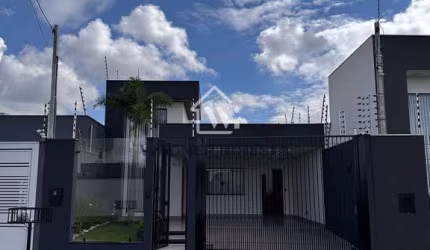 Procurando por casa moderna, lindo projeto de iluminação, semi-mobiliada e com piscina aquecida? Vo