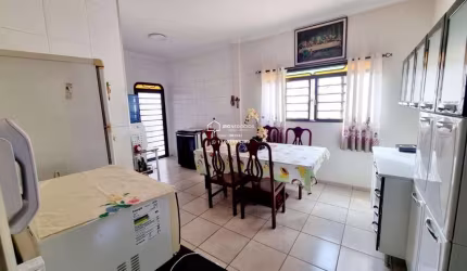 Casa para Venda em São José do Rio Preto, Jardim Nazareth, 3 dormitórios, 1 banheiro, 3 vagas
