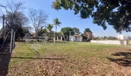 ÁREA PARA CONSTRUÇÃO DE CONDOMINIO