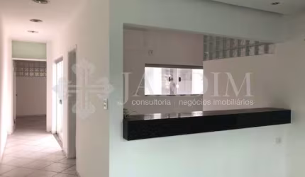 COMERCIAL E RESIDENCIAL - CENTRO
