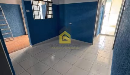 Casa à Venda – 2 Dormitórios – Vila Junqueira, Santo André