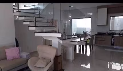 Ótimo Sobrado em Vila Di Cezar para venda tem 150 m² com 3 quartos 1 suíte