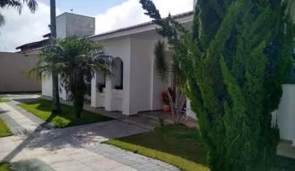 Casa de alto padrão para venda com 700 m² na Vila Oliveira com 4 suítes, 10 vagas, piscina, sauna