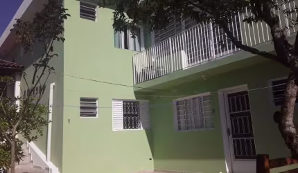 Casa + Comercio Funcionando para venda tem 120 m² com 3 quartos em Centro - Biritiba-Mirim - SP