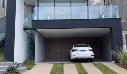 ÓTIMO Sobrado no Condomínio Bella Cittá Fazenda Rodeio para venda com 220 m² com 3 suítes