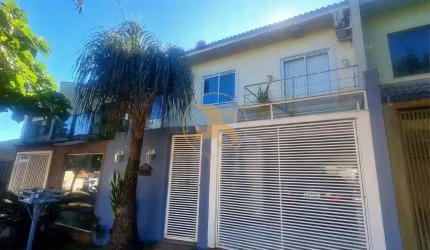 Sobrado com 109,26m² de área construída