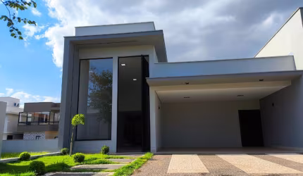 Linda casa em condomínio fechado