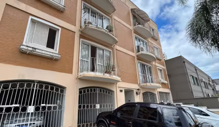 Charmoso apartamento no Residencial Capri.