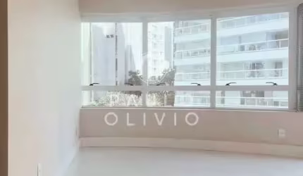 Apartamento à venda em Perdizes, São Paulo-SP: 3 dormitórios, 1 suíte, 2 vagas, varanda com churrasqueira. Imperdível!