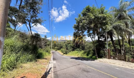 Lote com vista para as Montanhas em condomínio R$245.000,00