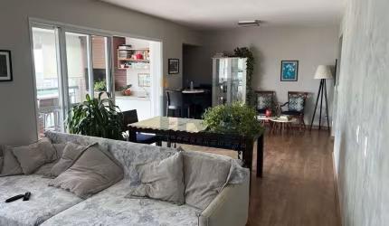 Apartamento de 128m² com 3 dormitórios, sendo 1 suíte, e 2 vagas no condomínio Casa das Caldeiras