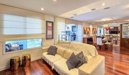 Apartamento de 126m², com 3 dormitórios, sendo 1 suíte, e  2 vagas no condomínio LIV