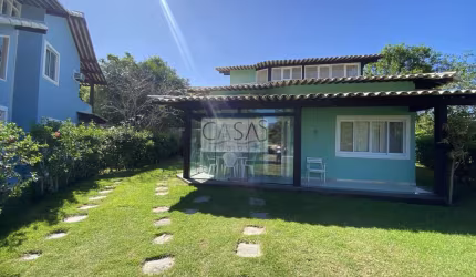Excelente casa duplex 4 quartos em condomínio na Ferradura Armação de Búzios