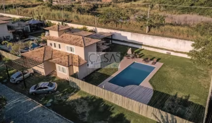 Maravilhosa casa 4 quartos 360m² no Centro da Armação de Búzios