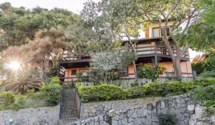 Linda casa 5 quartos 250m² em Geribá Armação de Búzios