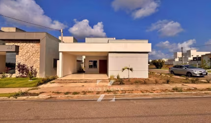 Casa à venda no Condomínio Ecoville 2