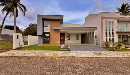 Casa com 3 suítes no Cajupiranga Condomínio Clube