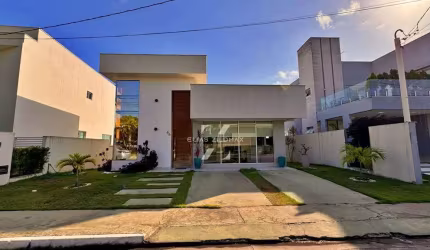 Casa mobiliada à venda no Condomínio Parque Morumbi, 3 suítes, energia solar
