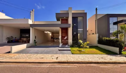 Casa à venda no Condomínio Ecoville 1, Parque das Nações