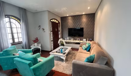 RARIDADE CASA TERREA  com 3 vagas