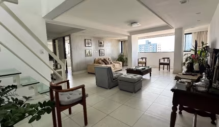 Cobertura duplex em Manaíra com área de lazer privativa