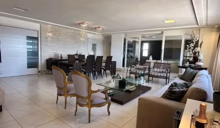 Apartamento à Venda em Manaíra, andar super alto e Vista Definitiva para o mar