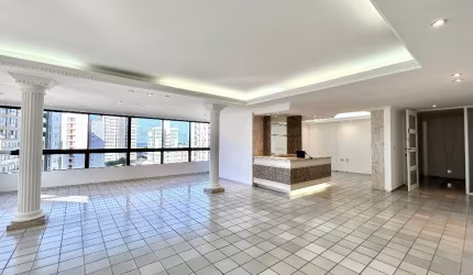 Lindo e amplo apartamento à venda em Manaíra, João Pessoa/PB