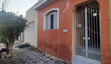 Casa Térrea com 3 Dormitórios