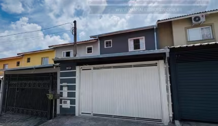 Casa com 2 quartos à venda na Estância Lago Azul, 01, Estância Lago Azul, Franco da Rocha por R$ 350.000