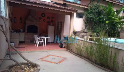 Casa com 3 dormitórios à venda, 230 m² por R$ 1.000.000,00 - Jardim do Lago - Atibaia/SP