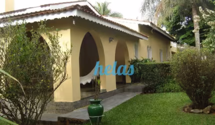CASA COM 320m² Á VENDA POR R$ 790.000,00 NO BAIRRO SANTOS REIS - PIRACAIA/SP.