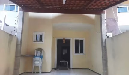 Casa Duplex/Usada para Venda em Fortaleza, Mondubim, 3 dormitórios, 2 suítes, 3 banheiros, 2 vagas