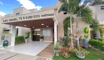 Lindo duplex , Sim, 4q c 2 suítes, área externa ampla