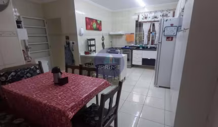 Sobrado a venda no Jardim Marek em Santo André, com 203m².