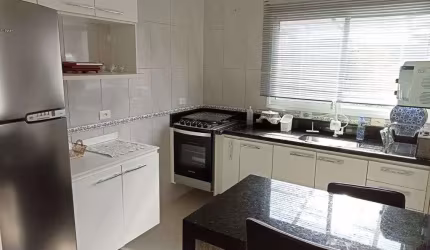 Sobrado a venda na Vila Helena em Santo André, com 110m².
