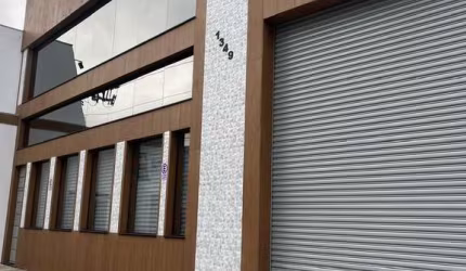 Prédio comercial para locação na Vila Helena em Santo André, com 1.800m².