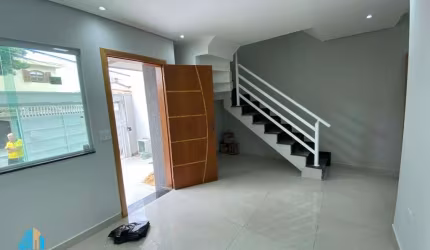 Sobrado a venda na Vila Curuçá em Santo André, com 154m².