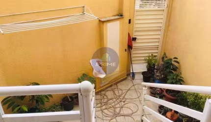 Sobrado a venda na Vila Helena em Santo André, com 100m².